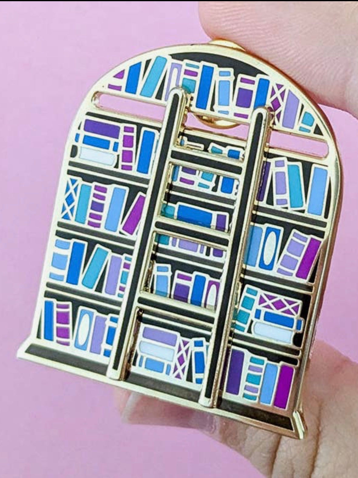 Sliding Ladder Bookshelf pin/brooch